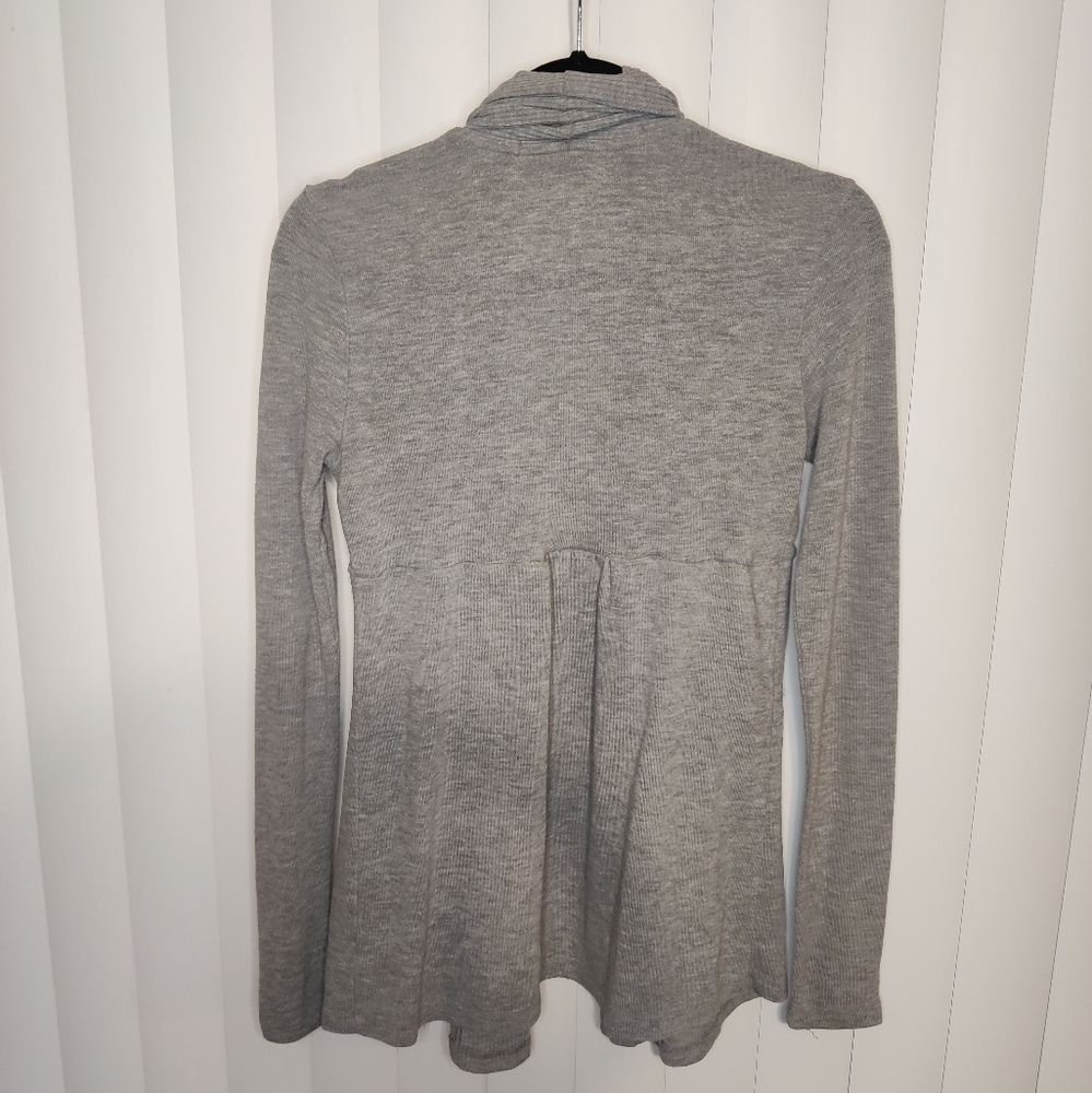 Forever 21 Grey Lightweight Open Front Cardigan Size Medium - Picture 2 of 3